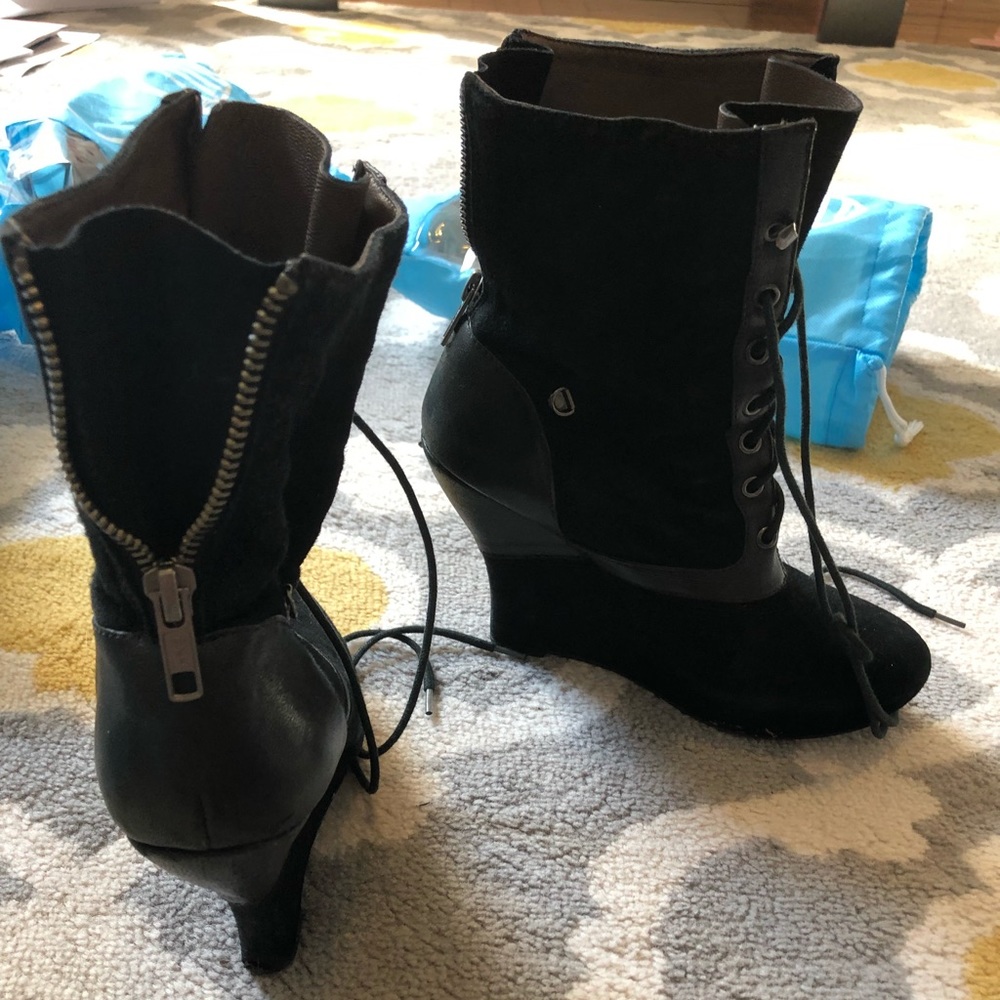 Wedge suede combat zipper boots